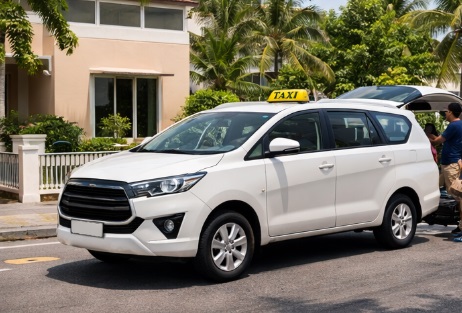 Taxi 7 chỗ rộng rãi